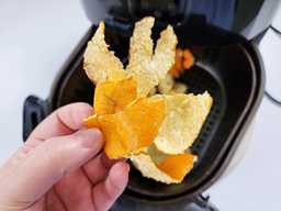 다들 버리는 귤껍질… 에어프라이어에 넣었더니?!