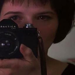 무겁고도 무거운 존재의 가벼움