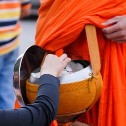 싸바이디! 루앙프라방의 아침<strong>시장</strong>