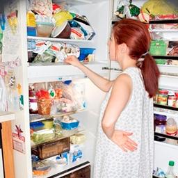 <strong>냉장고</strong> 냄새 어떻게 없앨까?