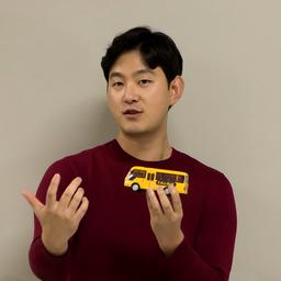 밤 11시에 출근하는 남자…박병종 콜버스 대표