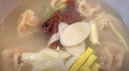 새해 복 많이! 떡국&<strong>만둣국</strong> <strong>맛집</strong>