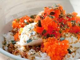 내일 <strong>아침</strong>이 귀찮을 것 같다면 연두부날치알 비빔밥!