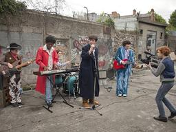 '싱 스트리트' 의무감으론 한 걸음도 나아갈 수 없다