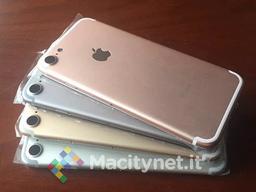 공개된 '아이폰7' <strong>알루미늄</strong> 바디(back shells), 색상은 4가지