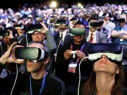 차이나조이는 VR 세상, 대한민국은 규제 천국