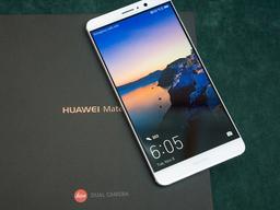 화웨이, '메이트9' 출시. 라이카와 손잡은 두 번째 작품으로 세계 3위 이어갈까?