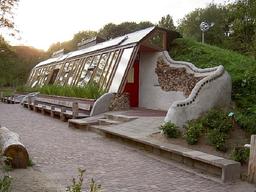 <strong>지속 가능한</strong> 먹거리, <strong>지속 가능한</strong> 의류. 그 다음은?