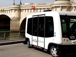 프랑스 파리에서 자율 주행 버스 시범 운행 시작