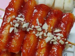 <strong>주말</strong> 간식 쫄깃 매콤한 떡꼬치