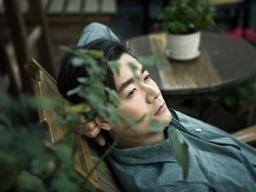 가장 많은 인세를 받는 중국 작가, <strong>장자자</strong>