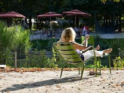 낭만과 여유로 가득한 <strong>파리</strong>의 <strong>공원</strong>들