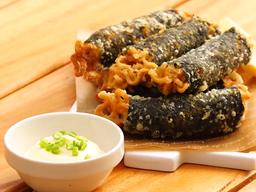 매콤한 <strong>불닭볶음면</strong> 김말이!