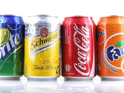 탄산음료를 줄여야 하는 6가지 이유