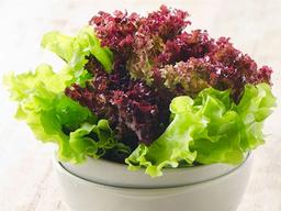 <strong>여드름</strong> 잡으려면 먹어야 할 '하얀이·초록이'