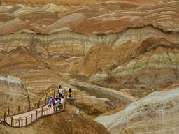 실크로드를 따라 1,200km를 달리다