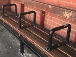 우리가 몰랐던 벤치 팔걸이의 비밀