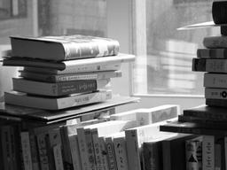 그럼에도 불구하고