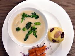 강원도 산골서 먹던 음식, ‘감자범벅ㆍ올챙이묵’