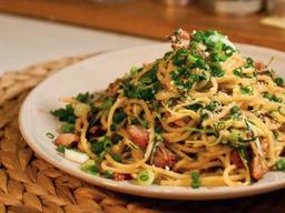 봄 내음이 느껴집니다! 달래파스타