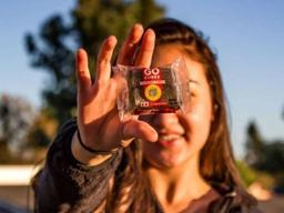 채식주의자를 위한 씹어먹는 커피 아세요?