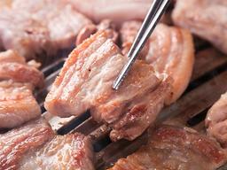 돼지테리언이 추천하는 <strong>삼겹살</strong> 맛있게 먹는 방법