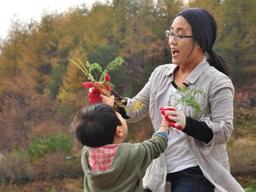 [슬기로운 채식생활] “육식 사회와의 딜레마는 여전”…황윤 감독의 삼시세끼