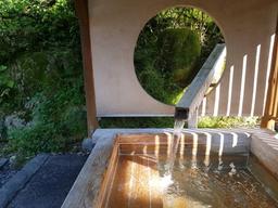 여름에도 덥지 않은 후쿠오카 온천, '온쿠리 료칸X아고라 호텔' 어때요?