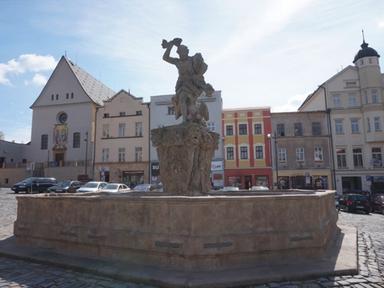 알면 알수록 더 알고 싶은<br>숨겨진 유럽 소도시 여행