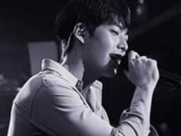 ‘<strong>투병</strong> 1년’ <strong>김우빈</strong> 30번째 생일 축하…“아무일 없었다는 듯 돌아오길”