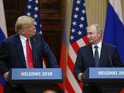 푸틴에게만 저자세 트럼프···美언론 "구역질난다" 맹폭