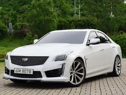 레코드 브레이커의 혈통을 잇는 캐딜락 CTS-V