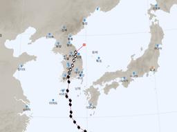 태풍 <strong>솔릭</strong> 경로, ‘역대 최악’ 루사와 비슷…서해로 북상해도 ‘위험반원’
