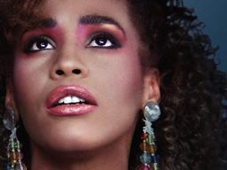 무엇이 그녀를 죽음으로 몰고 갔나