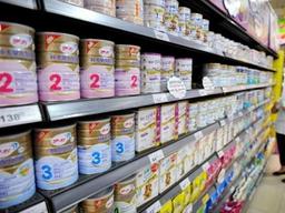 늘어나는 中 분유소비…<strong>외국산</strong> 더 찾는다