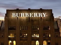 버버리 ‘재고 소각 중단’ 선언…<strong>업계</strong>·패피들 ‘재고처리’ 촉각