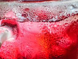 [<strong>탄산</strong>음료의 두 얼굴]③<strong>탄산</strong>음료가 바뀐다…트렌드는 ‘내추럴 성분’