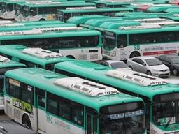 수원 버스 <strong>파업</strong>, 용남고속 21일까지 1차 <strong>파업</strong>…네티즌 "지옥의 출근길"