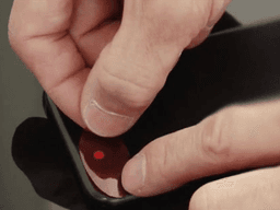 [스브스夜] '생활의 달인' 휴대폰과 셀로판지로 <strong>몰카</strong> 찾는 법 공개