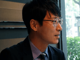 "SNS 프로필에 '짜증 나' 적는 신입사원 안타까워"