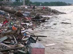 인도네시아 쓰나미·지진에 832명 사망 …처참한 현장 영상 속속 공개(영상)