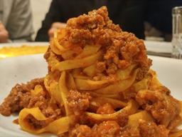 볼로냐에는 <strong>볼로네제</strong> <strong>스파게티</strong>가 없다?