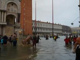 최악 폭우에 물에 잠긴 베네치아…프랑스는 엄청난 <strong>폭설</strong>