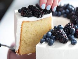 [한 끗 <strong>리빙</strong>] 빵, 케이크 예쁘게 자르는 초간단 비법