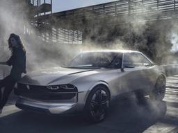 [리뷰] 푸조의 과거, 현재 그리고 미래를 담은 e-레전드 컨셉