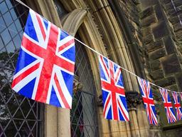 [단독 인터뷰] 英 집단폭행 유학생 "<strong>한국</strong>도 영국도 보호해주지 않아"