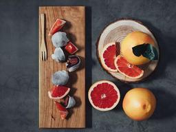 쫄깃함 속에 꽉 채워진 비타민…‘자몽 <strong>찹쌀떡</strong>’