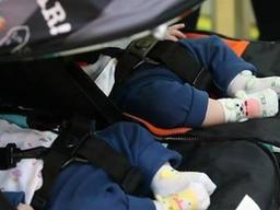 “내 아기 왜 만져요” vs “귀여워서요”…모르는 손 슬쩍, 부모들 난감