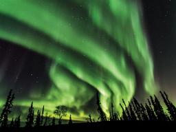 밤하늘에 펼쳐지는 찬란함, 오로라를 찾아 떠나는 여행지