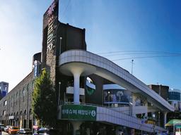 <strong>태양</strong>의 집(현 썬프라자)